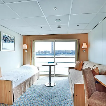 Fairtours Hotelschiff Aurelia**** Botel
