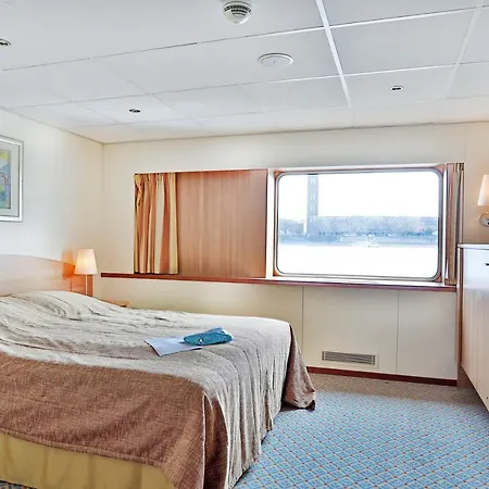 Botel Fairtours Hotelschiff Aurelia**** Dusseldorf