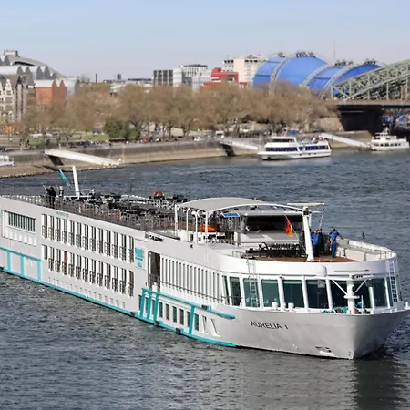 Fairtours Hotelschiff Aurelia**** Botel Dusseldorf