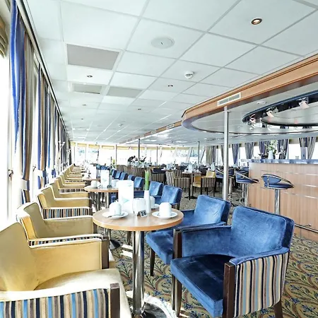 Fairtours Hotelschiff Aurelia**** Dusseldorf